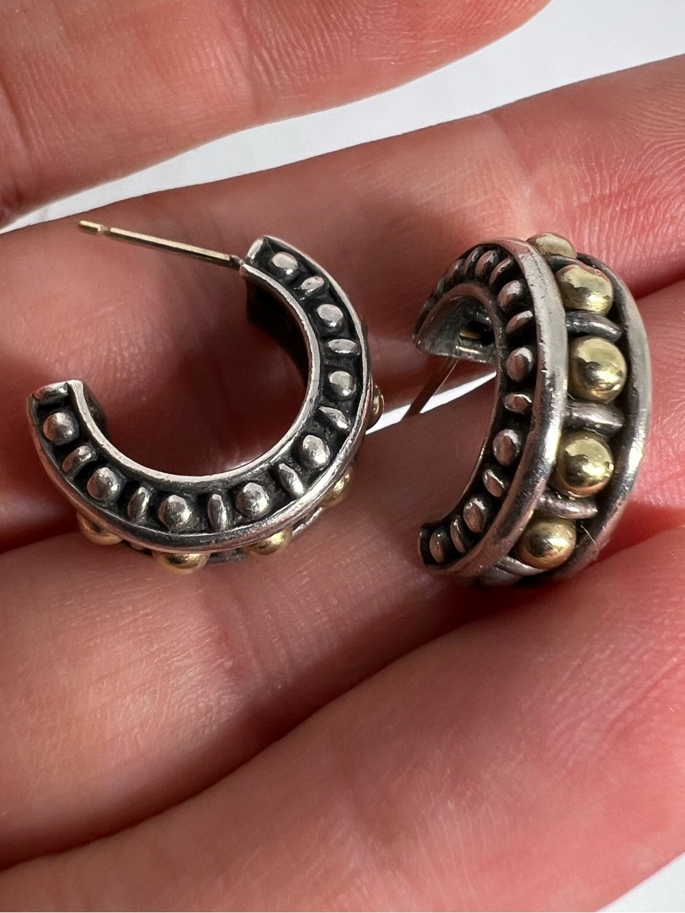 18K gold and Sterling Lagos Caviar two-tone huggie hoop earrings